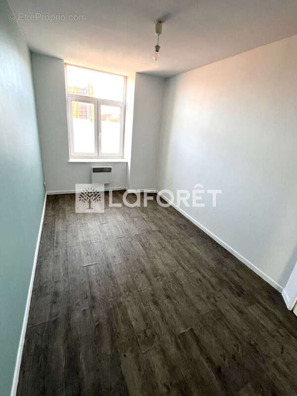 Appartement à PERONNE-EN-MELANTOIS