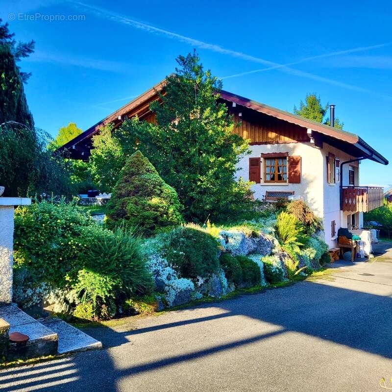Maison à SAINT-PAUL-EN-CHABLAIS