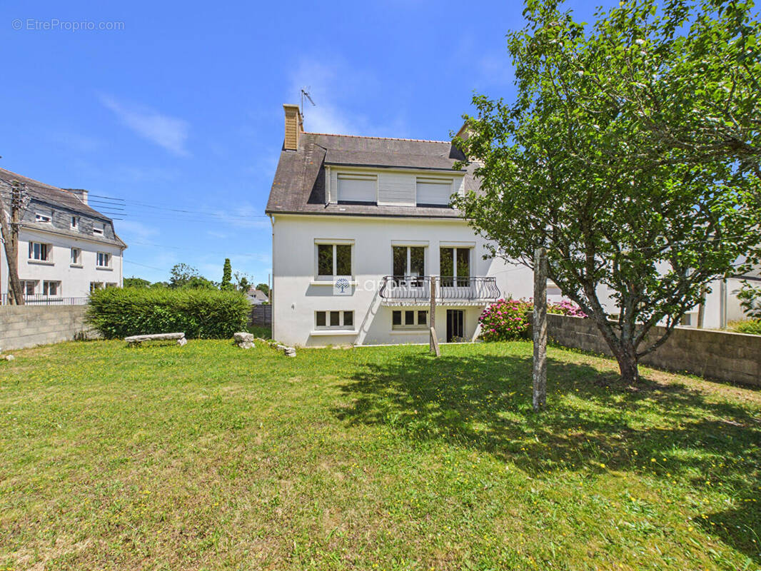 Maison à AUDIERNE