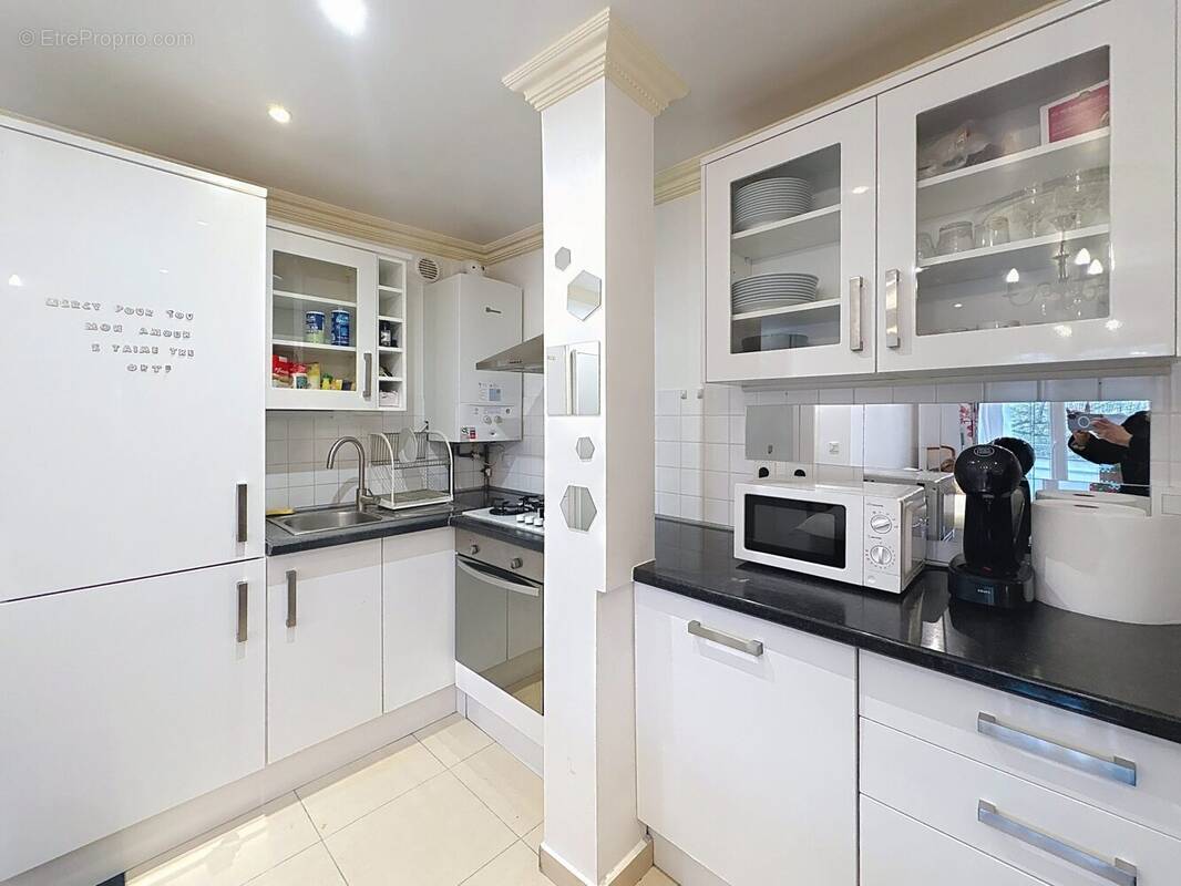 Appartement à L&#039;HAY-LES-ROSES