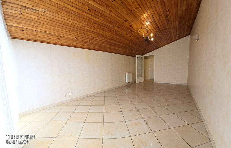 Maison à CASTELSARRASIN