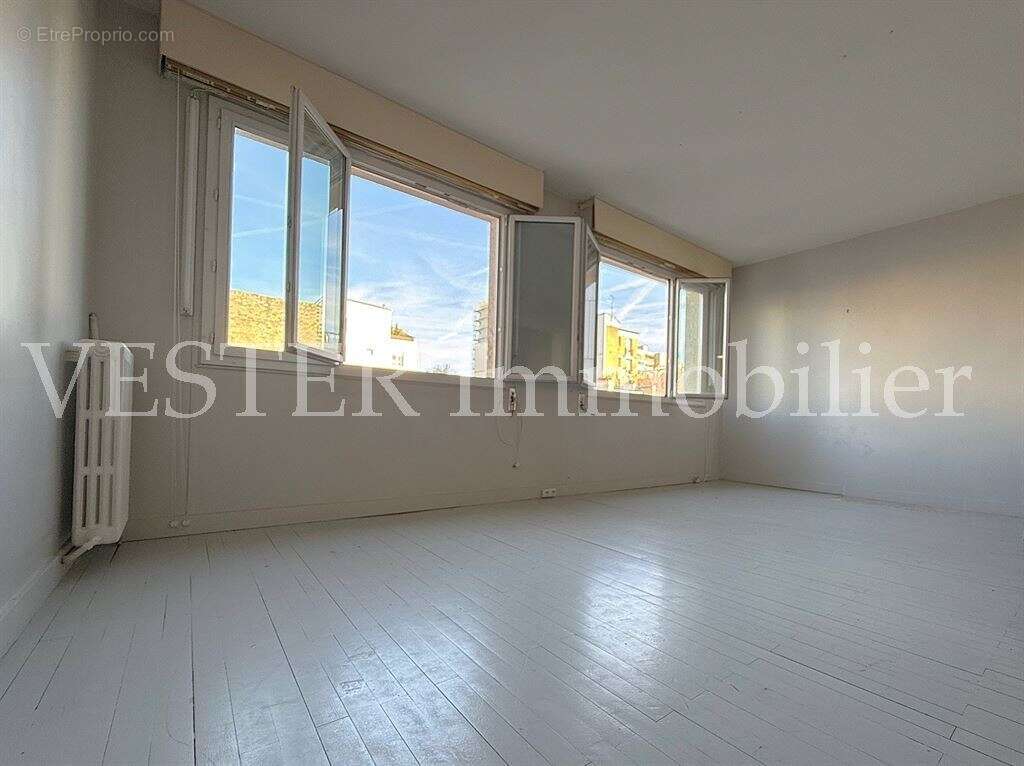 Appartement à PARIS-12E