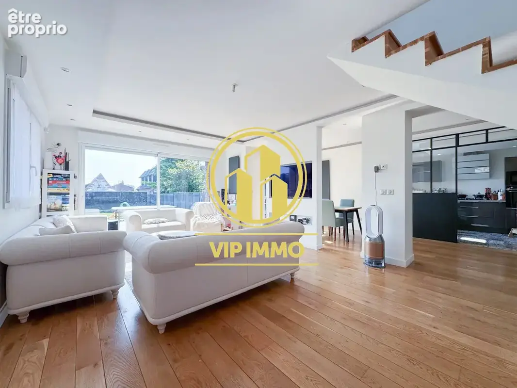 Maison 10 pièces 135 m² à vendre à Wattignies (59139) - photo 5
