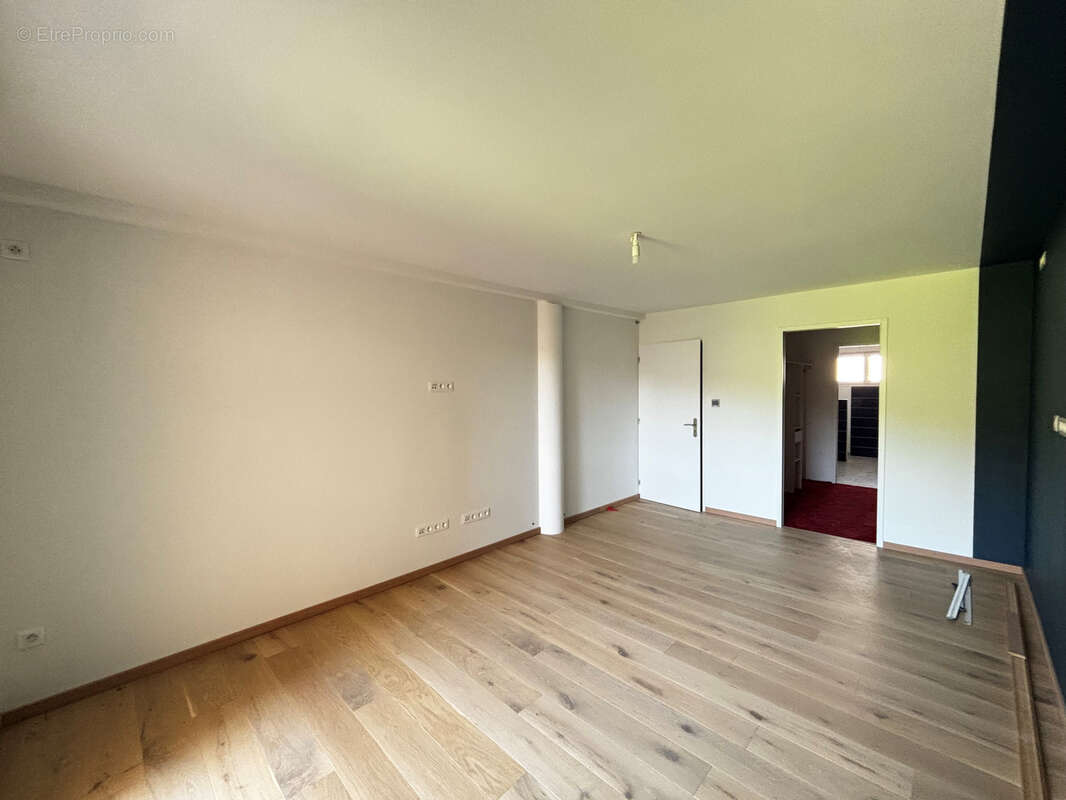 Maison à VOUJEAUCOURT