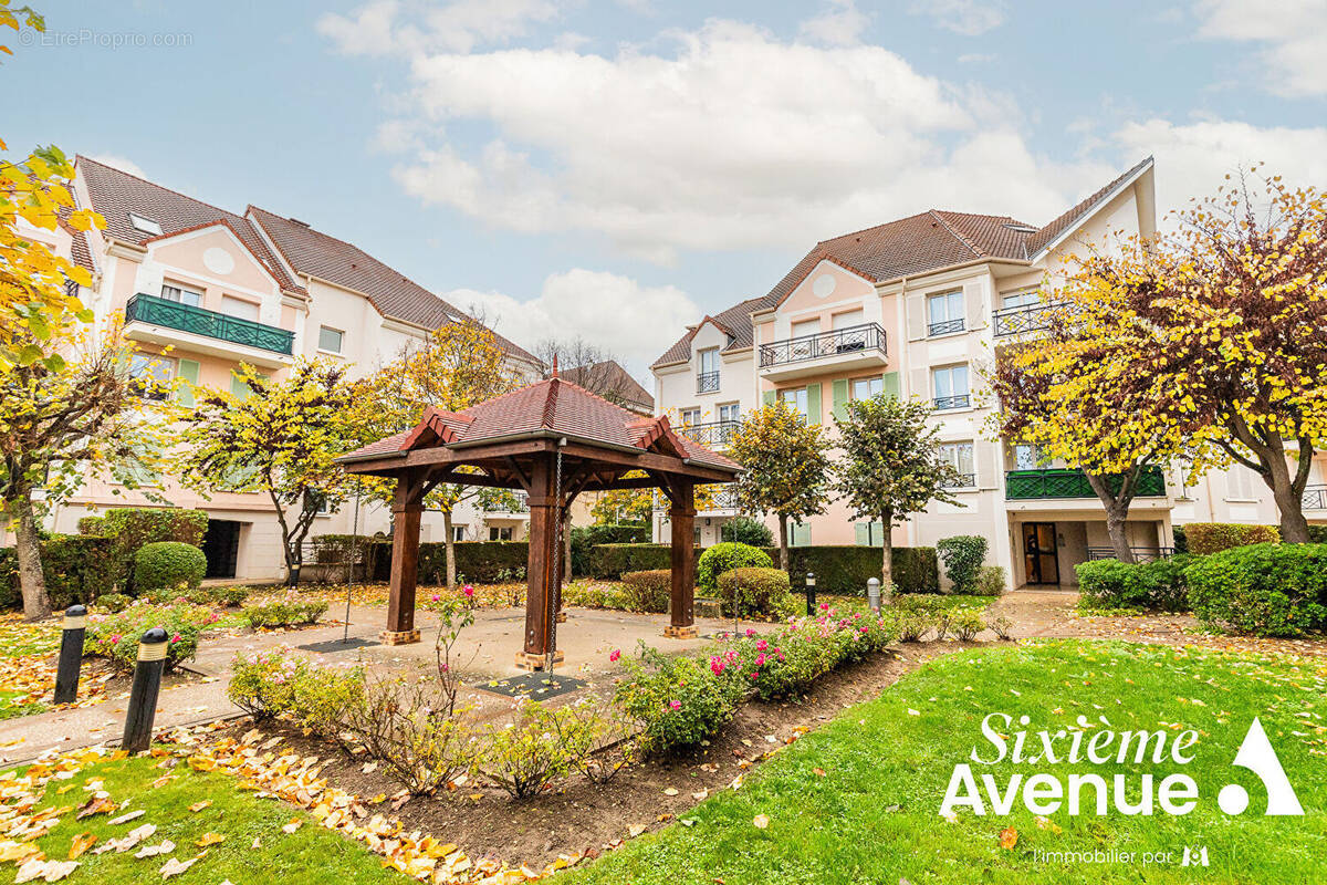 Appartement à CHILLY-MAZARIN