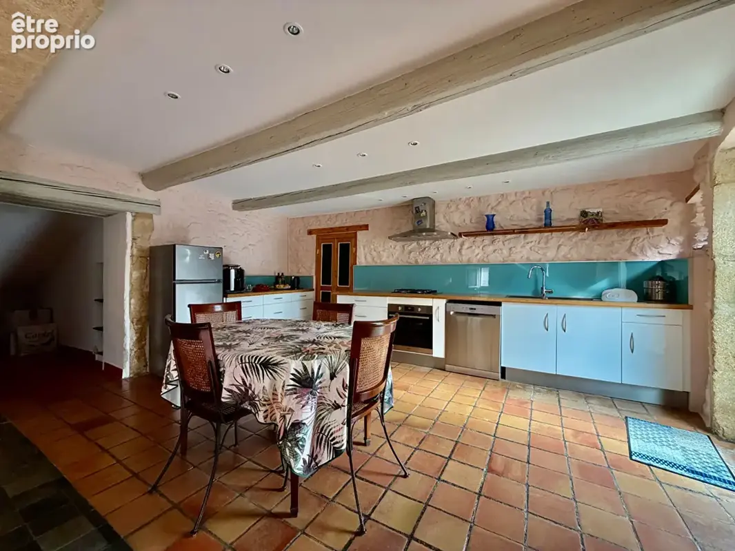 Maison Pouzilhac - 111 m² - 4 pièces - photo 4
