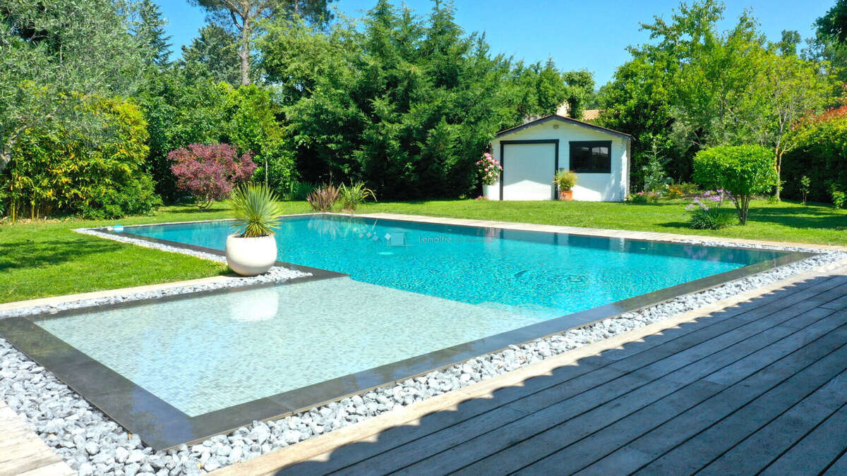Maison à SAINT-CEZAIRE-SUR-SIAGNE