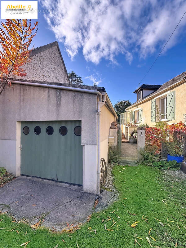 Maison à SAINT-CHERON