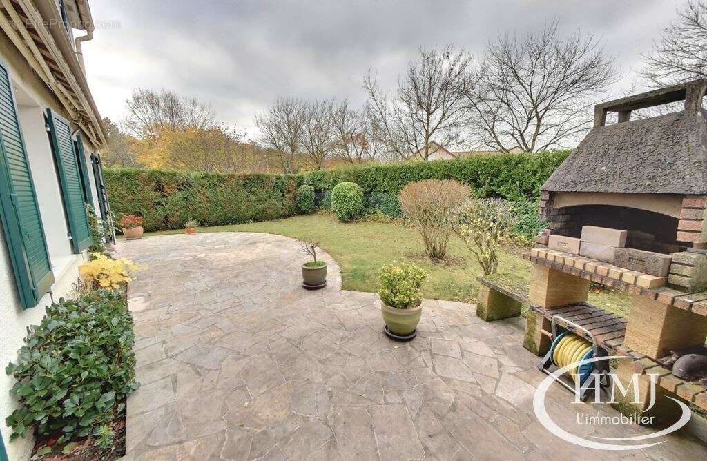 Maison à RIS-ORANGIS