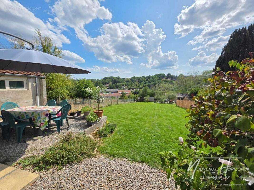 Maison 182 m² à Saint-Junien  - photo 9
