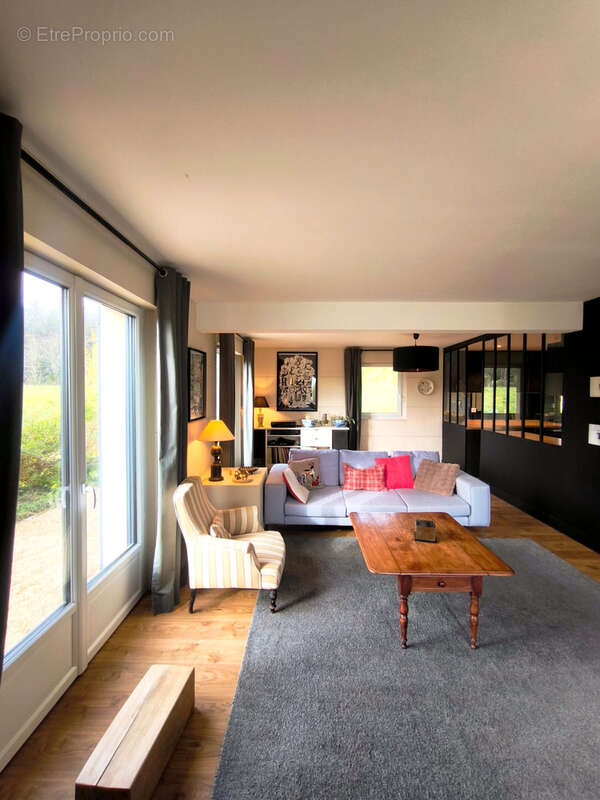 Maison à COULANS-SUR-GEE