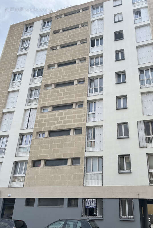 Appartement à MARSEILLE-13E