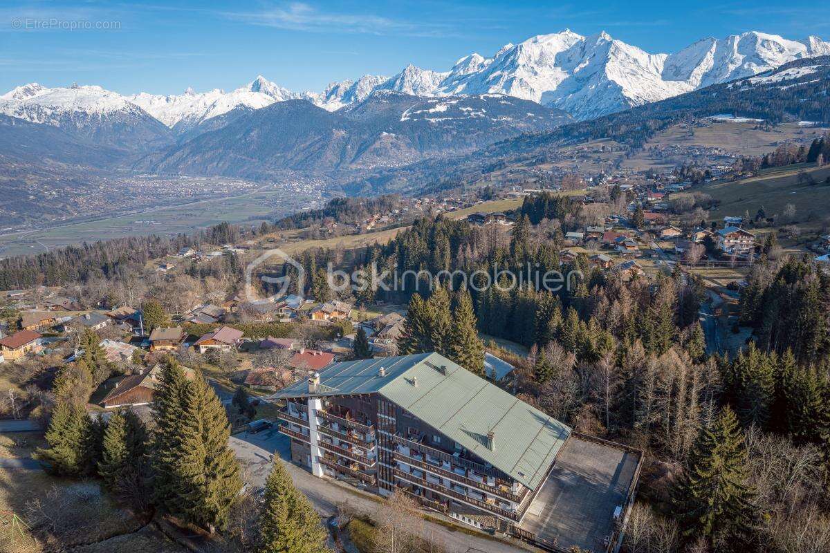 Appartement à COMBLOUX