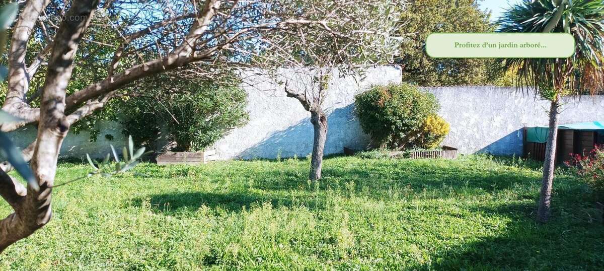 Photo 2 - Maison à CAMARET-SUR-AIGUES