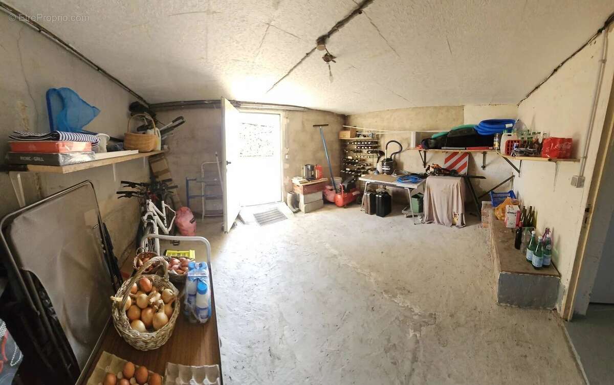 Maison à SAINT-PARIZE-LE-CHATEL