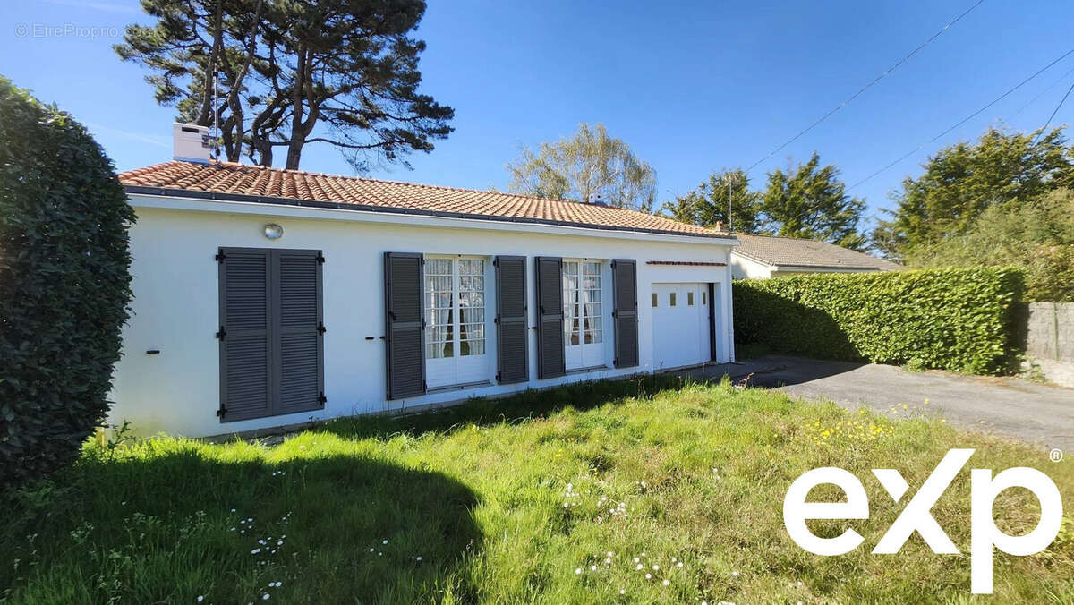 Maison à SAINT-MICHEL-CHEF-CHEF