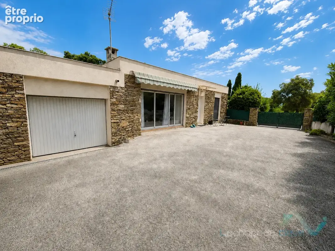 Maison 4 pièces 114 m² · à Bormes-les-Mimosas · 113,9 m² · 580 000 €