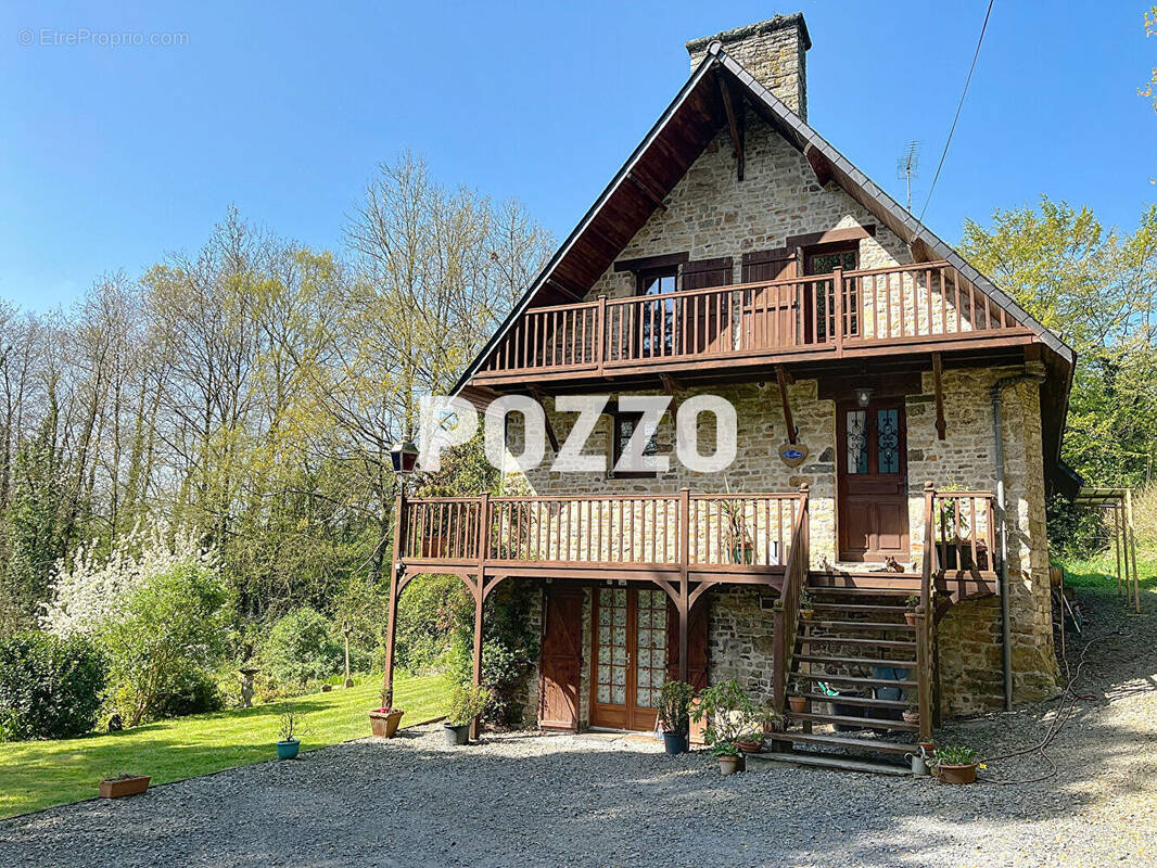 Maison à TESSY-SUR-VIRE