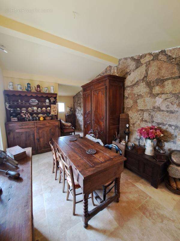 Maison 125 m² à Bilia  - photo 2