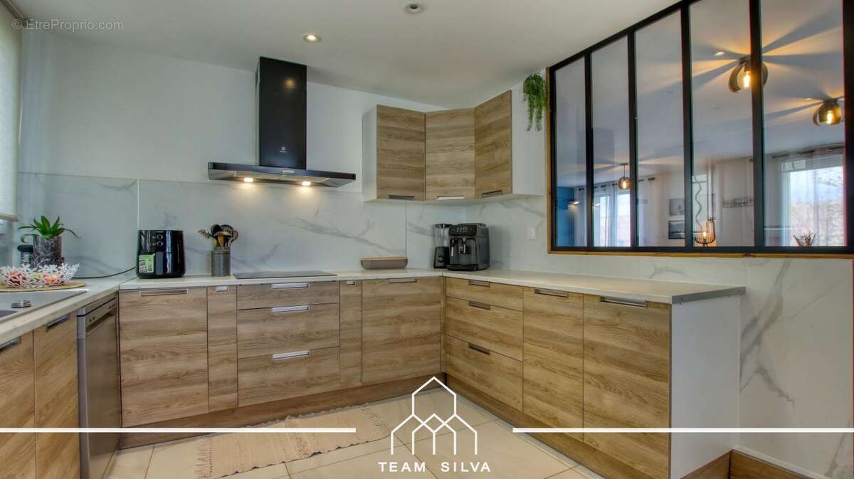 Maison à ROUSSILLON