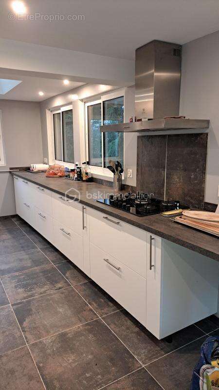 Maison à SAINT-ASTIER