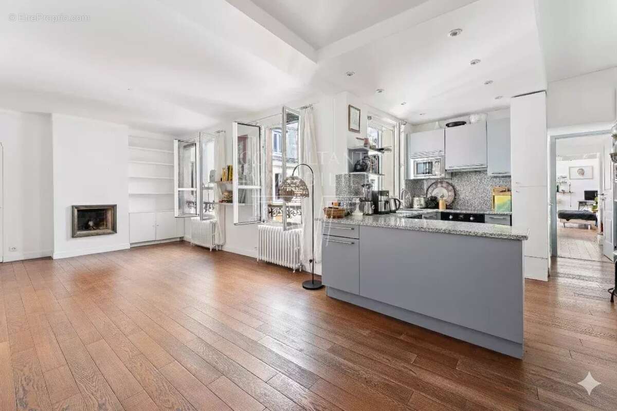 Appartement à PARIS-6E