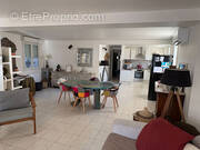 Appartement à VILLELAURE