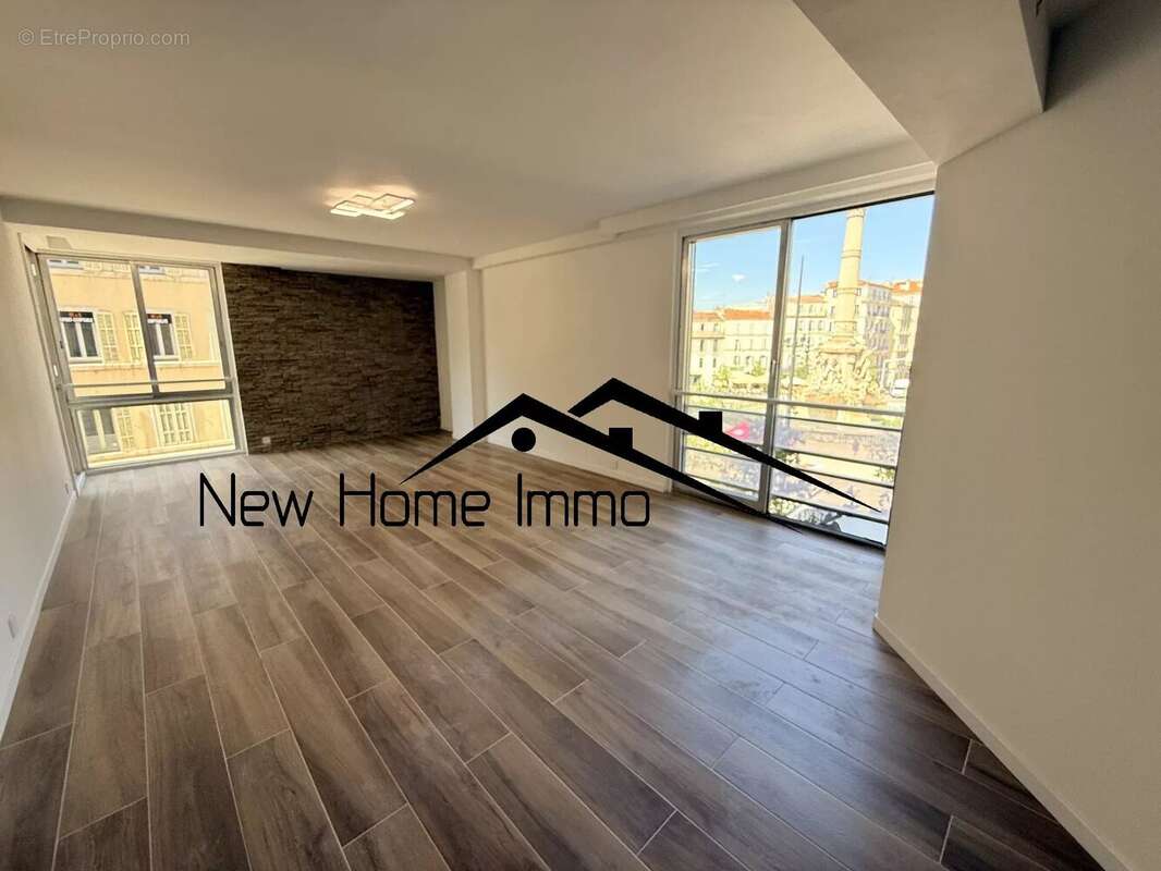 Appartement à MARSEILLE-6E
