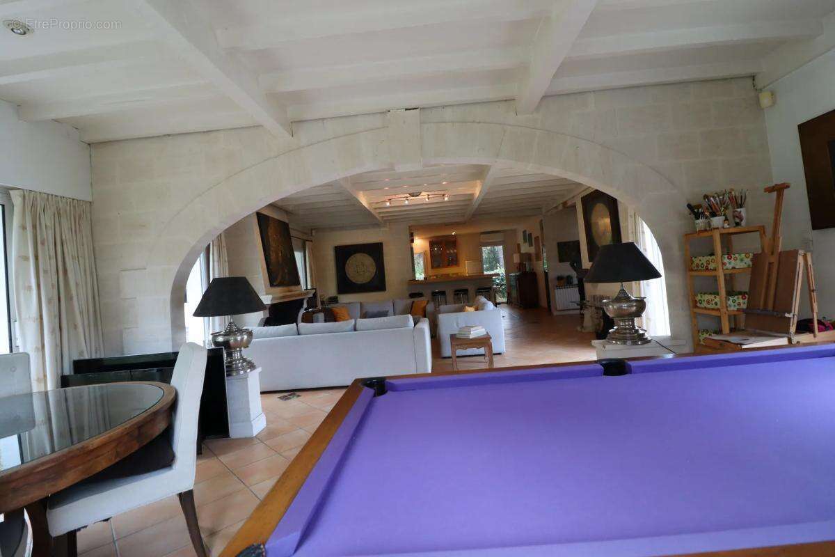 Maison à SAINT-MICHEL-DE-RIEUFRET