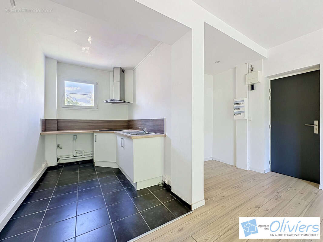 Appartement à SAINT-REMY-LES-CHEVREUSE
