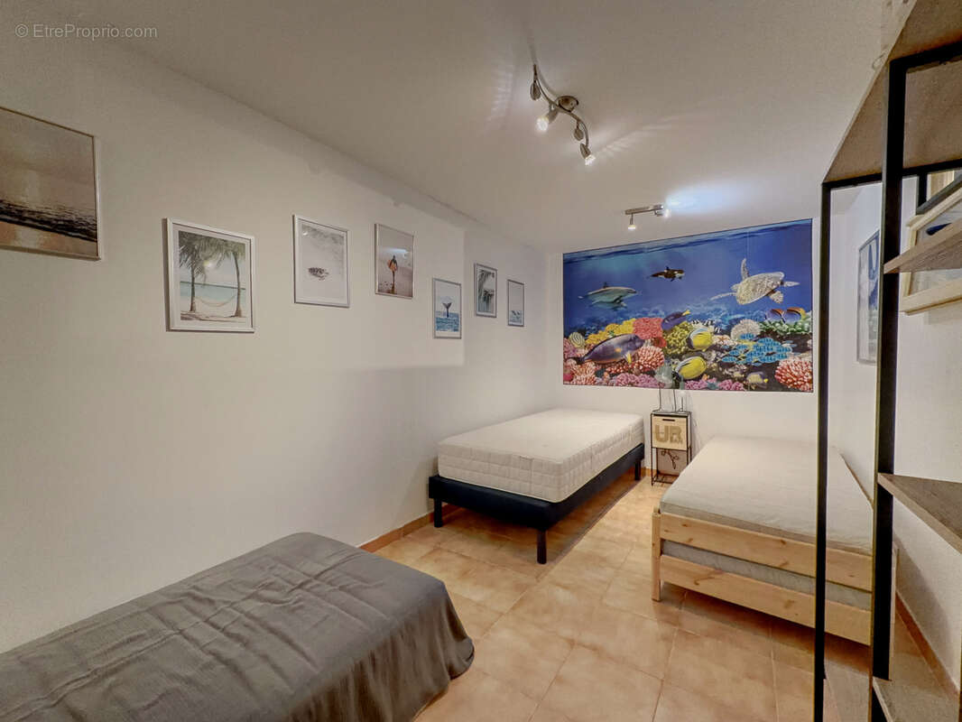 Maison à SIX-FOURS-LES-PLAGES