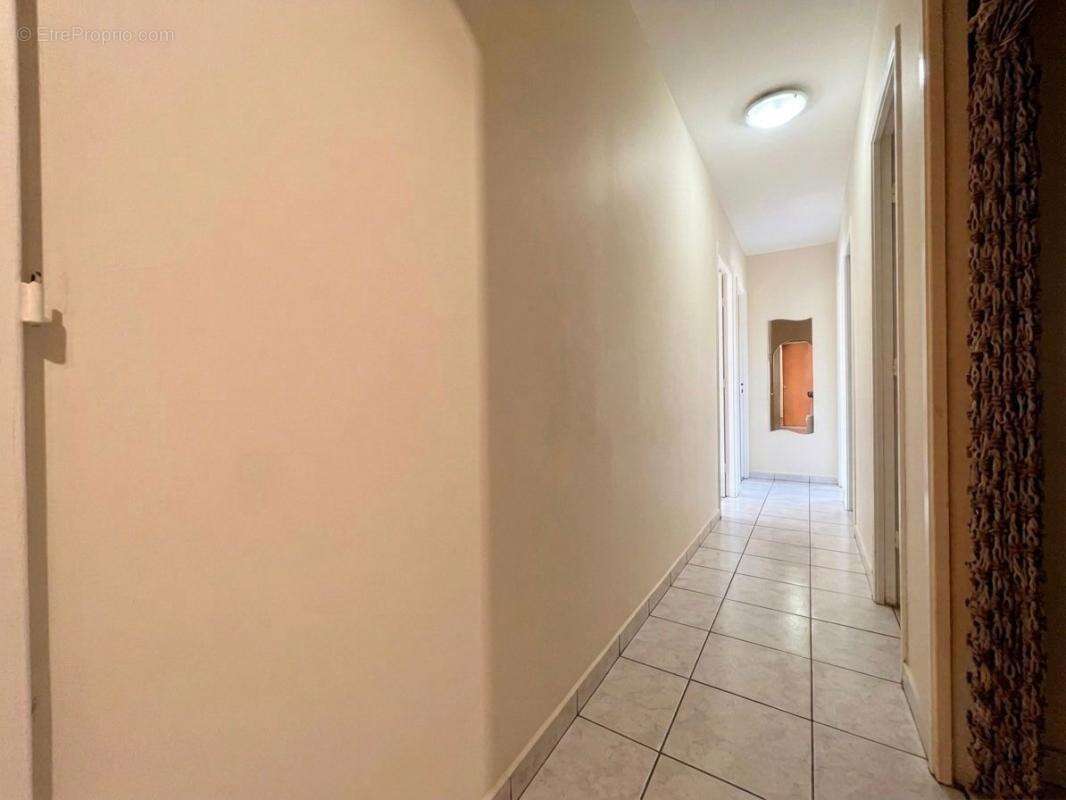 À Vendre, Appartement T3/4 avec terrasse + Cave & Garage boxé / La Terrasse – Limayrac 31500 Toulouse - photo 10