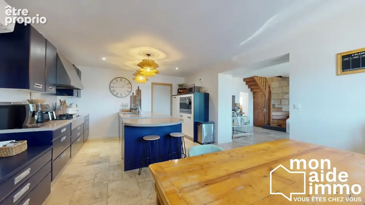 Maison 6 pièces 165 m² à vendre à Saint-Germain-Du-Puch (33750) - photo 5