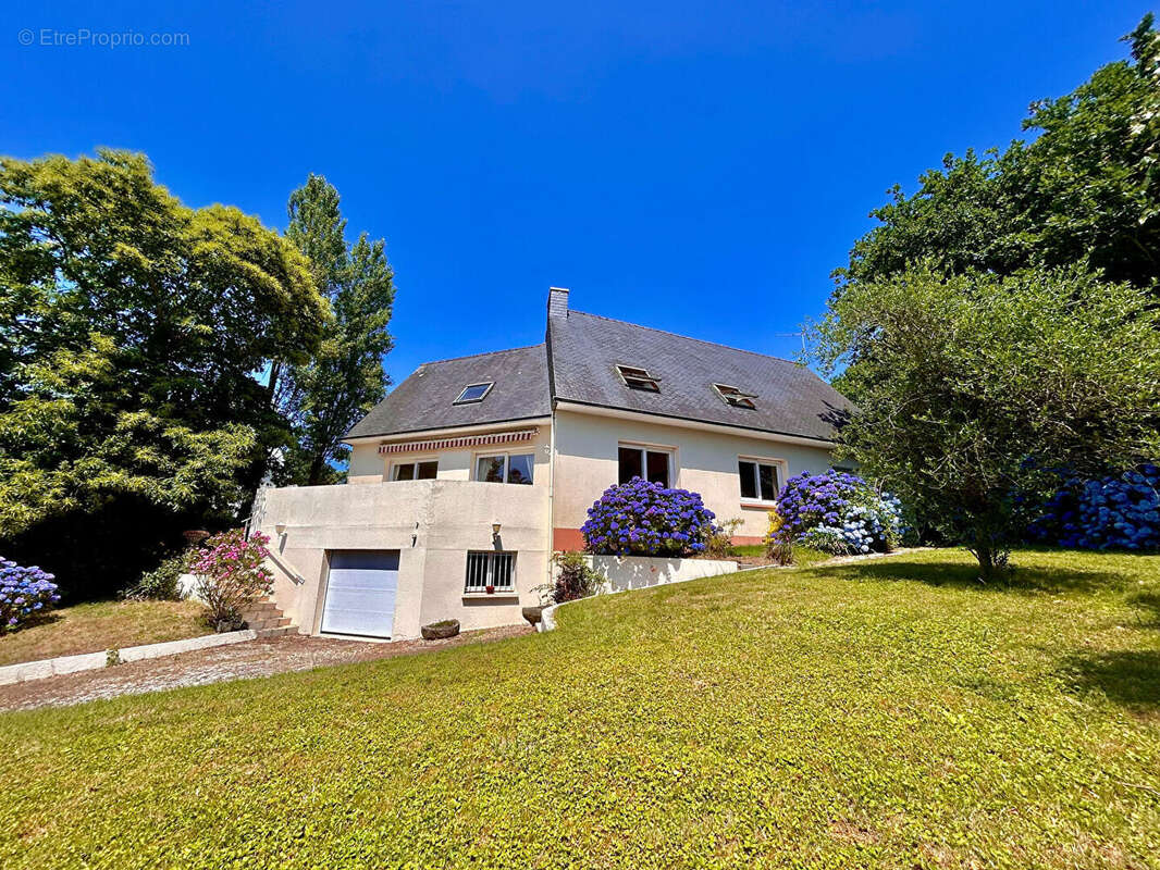 Maison à SAINT-RENAN
