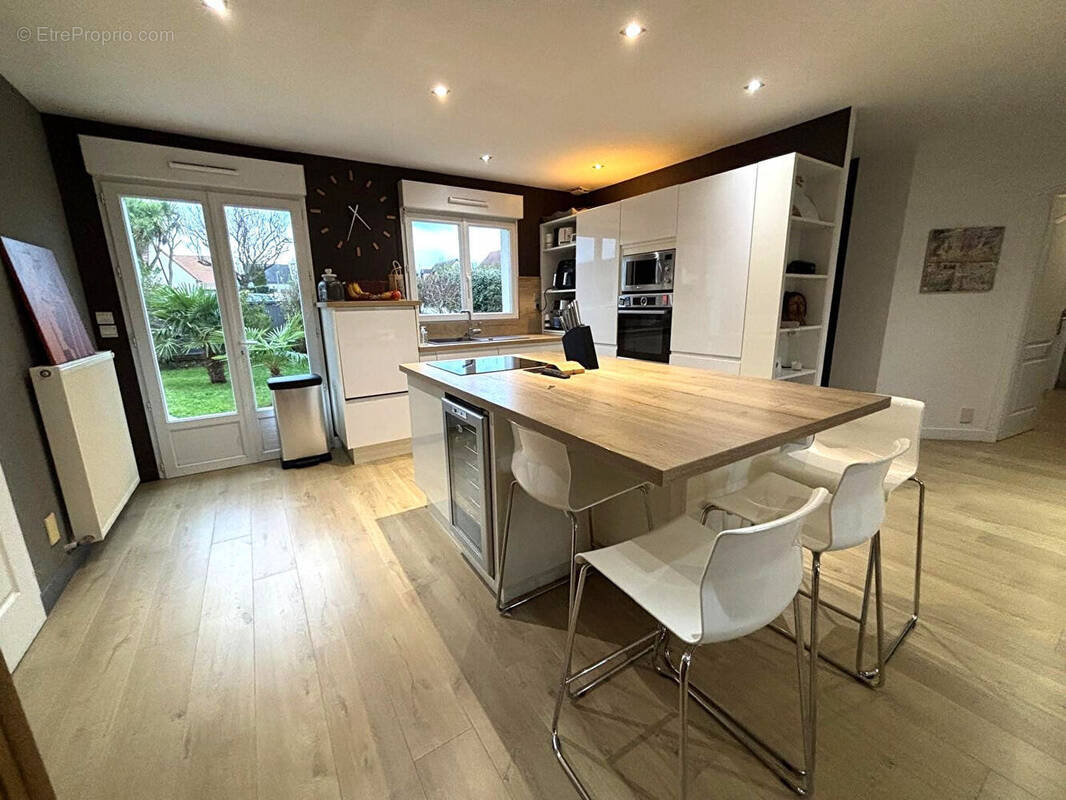 Maison à BRETTEVILLE-L&#039;ORGUEILLEUSE