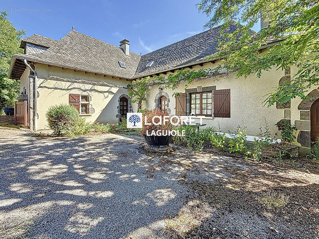 Maison à SAINT-HIPPOLYTE