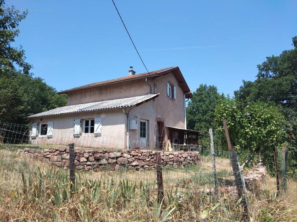 Maison à SAINT-CHRISTOPHE-VALLON