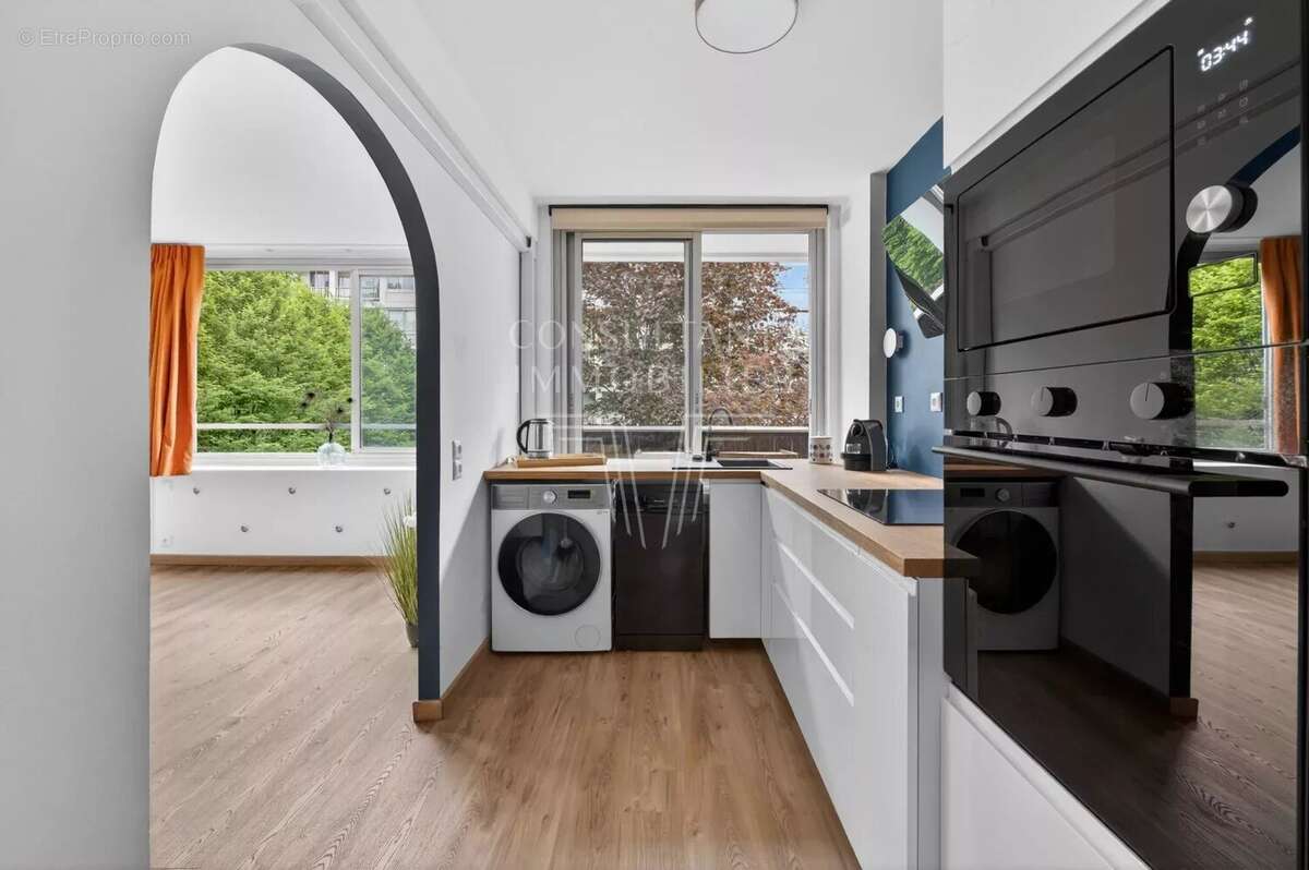 Appartement à PARIS-15E