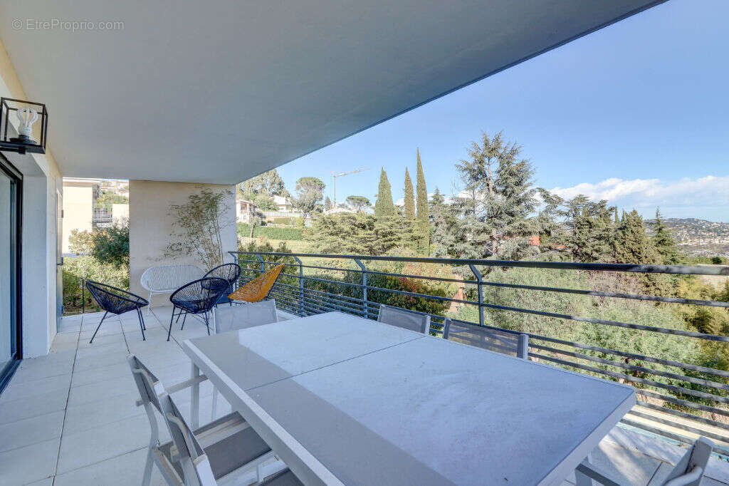 Maison à MANDELIEU-LA-NAPOULE