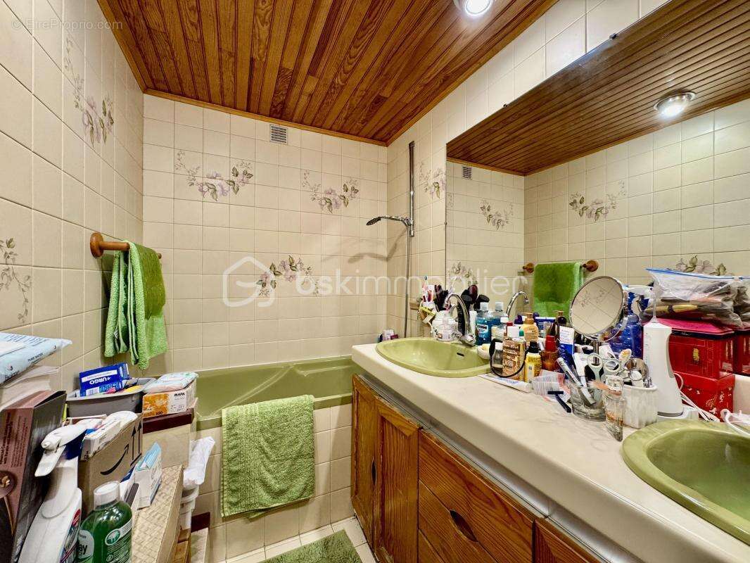 Appartement à STAINS