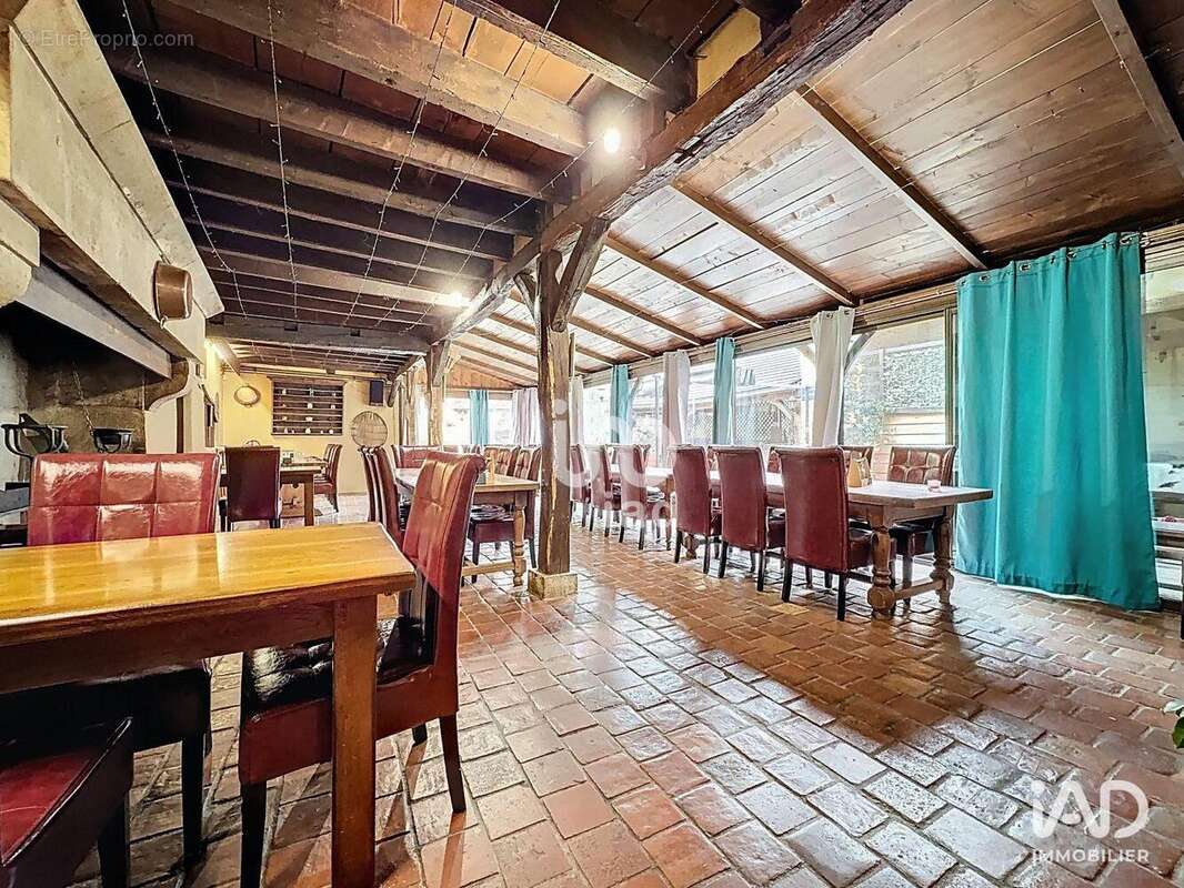 Photo 8 - Commerce à BEZE