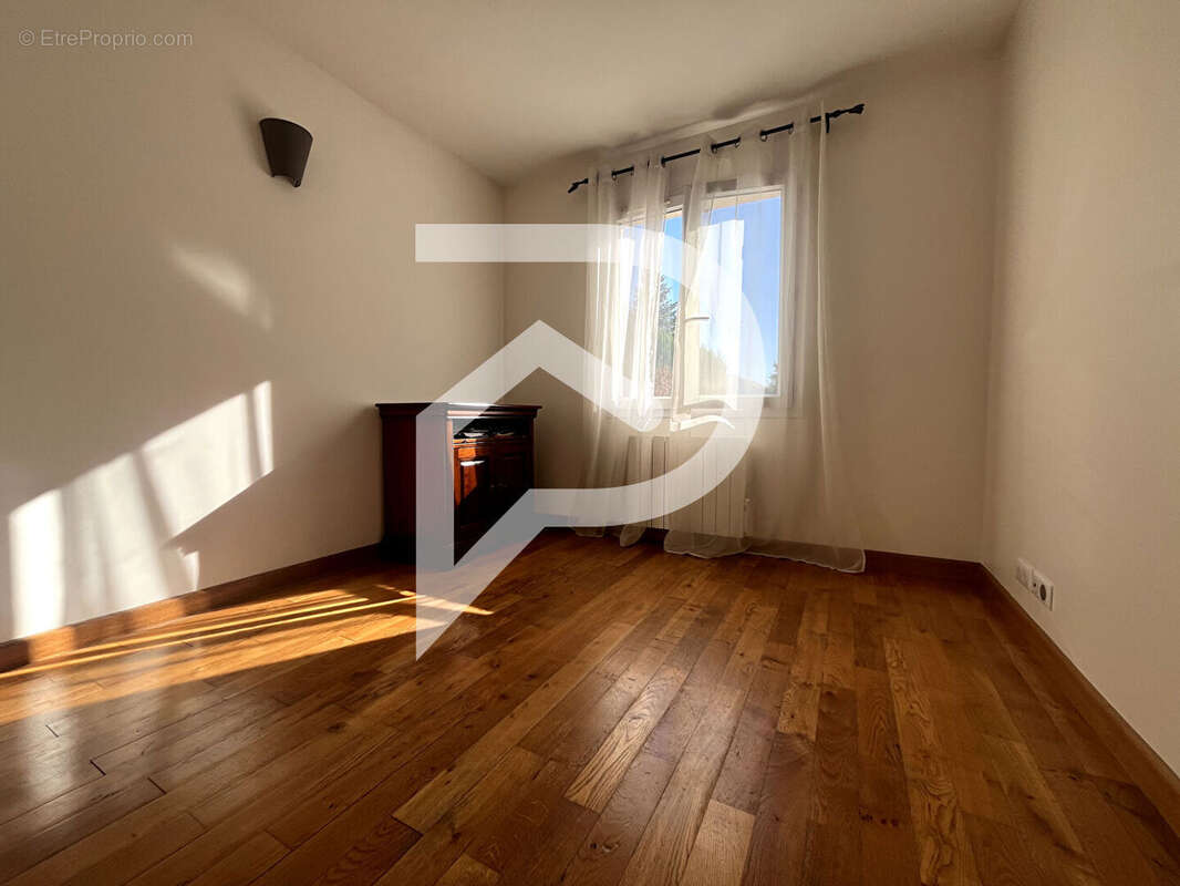 Maison à MORSANG-SUR-ORGE