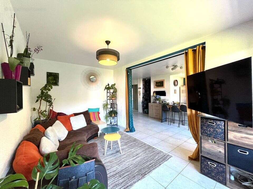 Appartement 71 m² à La Roche-Sur-Foron  - photo 21