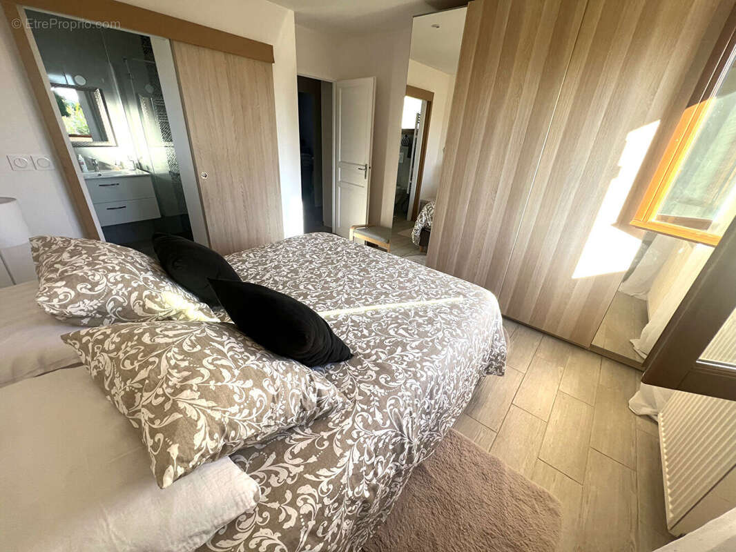 Maison à LESPINASSE