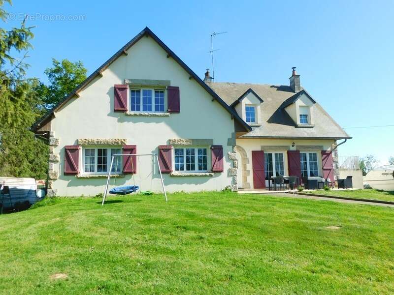 Maison à LA CHAPELLE-JANSON