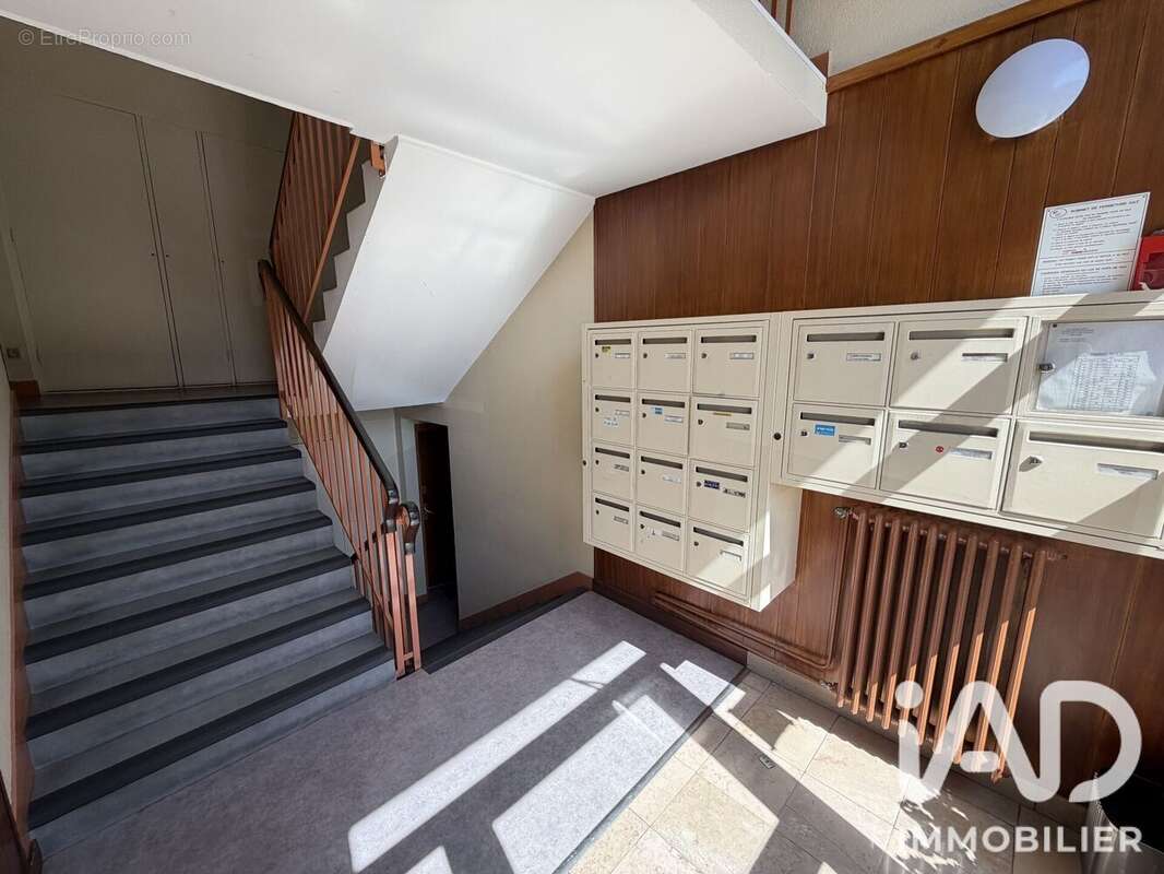 Appartement 85 m² à Caen  - photo 3