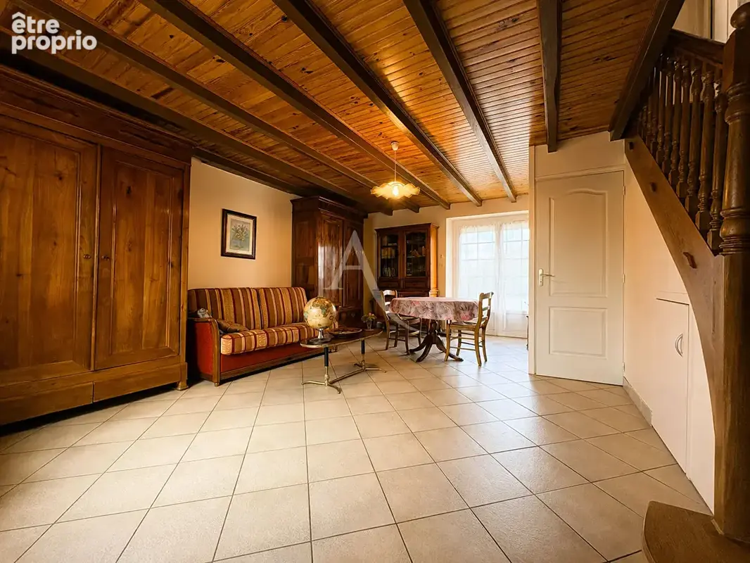 Maison 110m² avec dépendances et grand terrain - photo 4