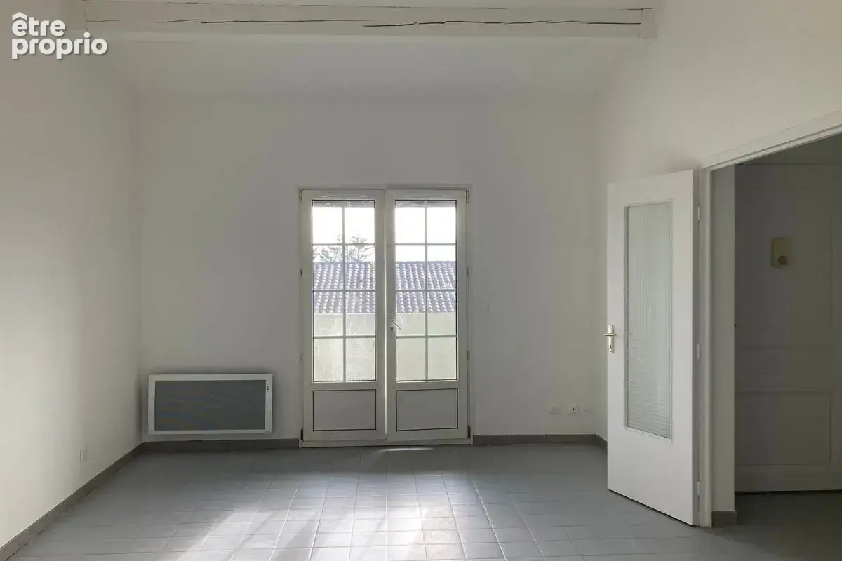 Vézénobres – Charmant T2 baigné de lumière avec parking privatif - photo 2