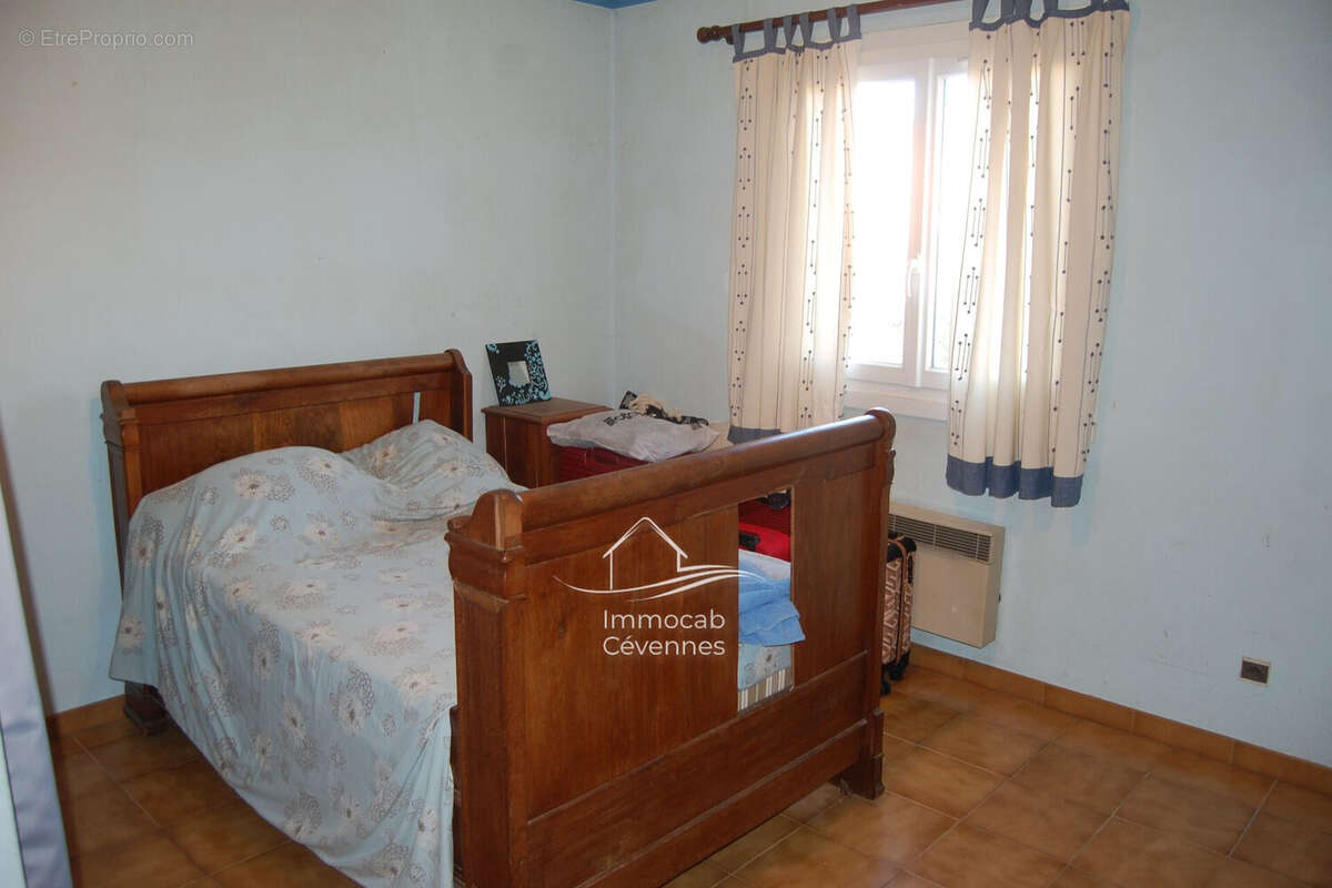 Maison à SAINT-CHRISTOL-LES-ALES