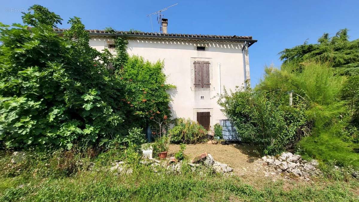 Maison à TRESPOUX-RASSIELS